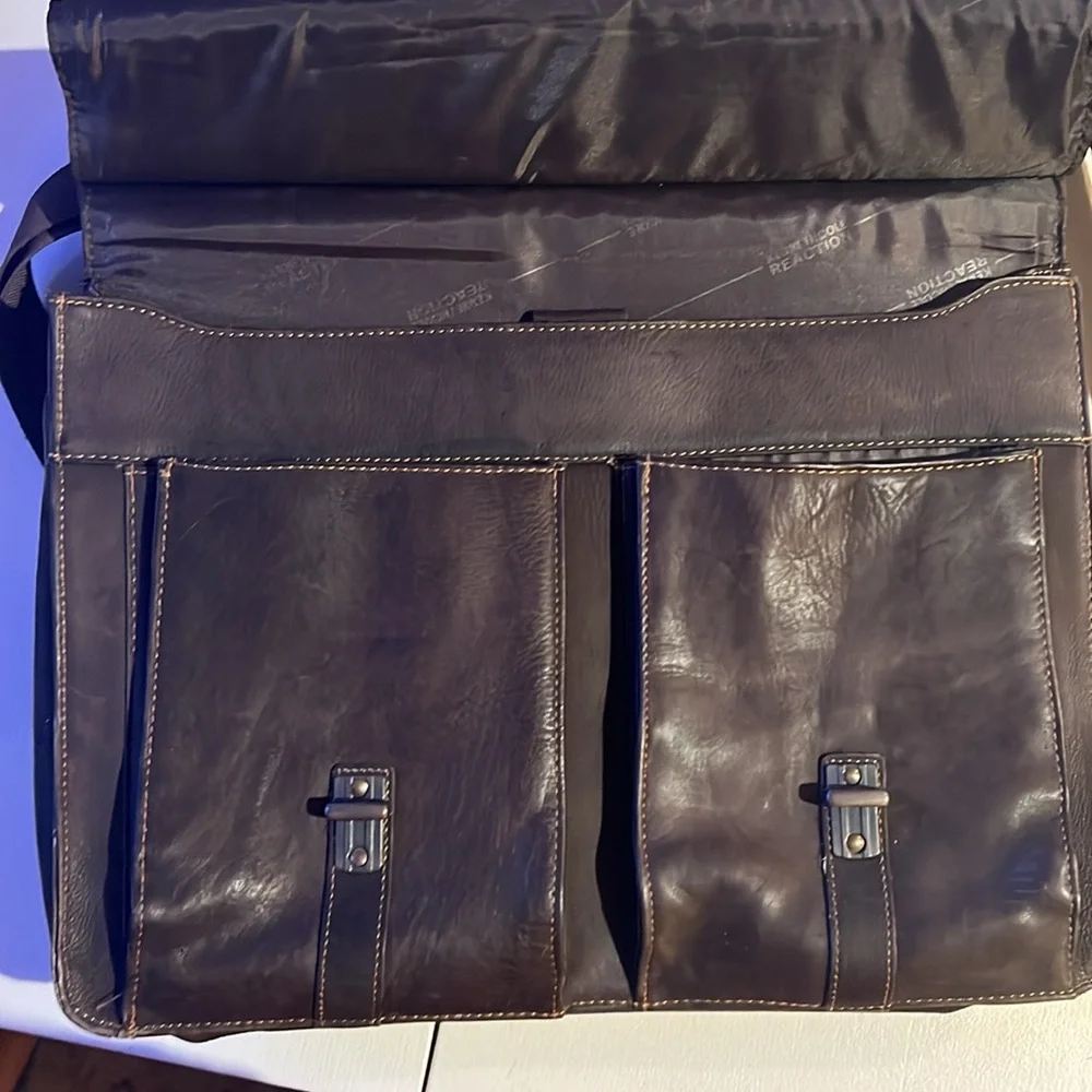 Kenneth Cole Dark Brown Leather Briefcase